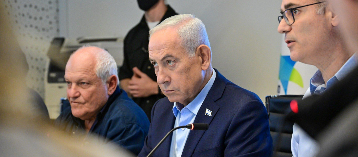 El Primer Ministro Benjamin Netanyahu visitó el Centro de Comando Nacional de Salud con el Ministro de Salud Haim Katz