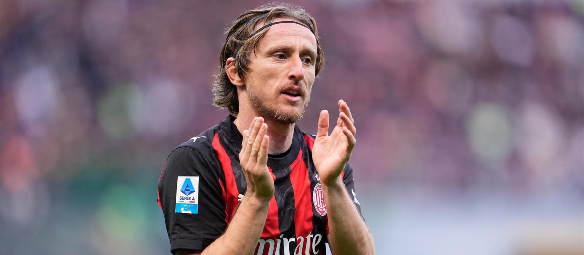 Luka Modric sigue disfrutando del fútbol en Milán