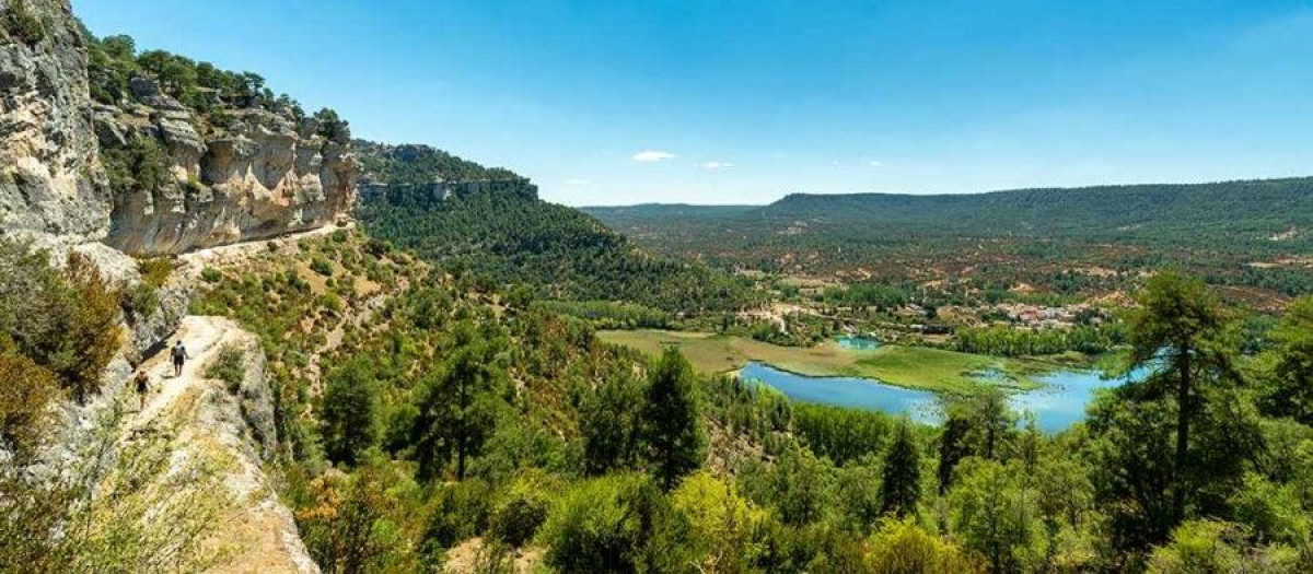 Ruta de El Escalerón y La Raya