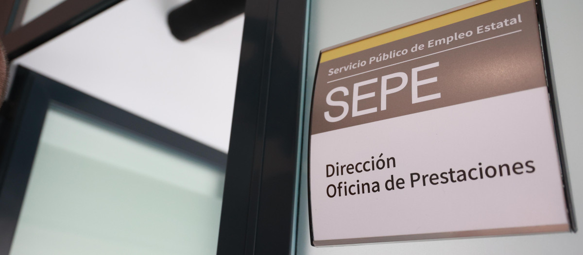 (Foto de ARCHIVO)
Imagen de la nueva oficina de Empleo de Chipiona, en servicio desde el mes de mayo. A 22 de diciembre de 2025, en Chipiona, Cádiz (Andalucía, España). Las oficinas del SAE y SEPE de Chipiona cambian a estas nuevas dependencias, ubicada en la calle Jiménez de Quesada número 1.

Rocío Ruz / Europa Press
22/12/2025