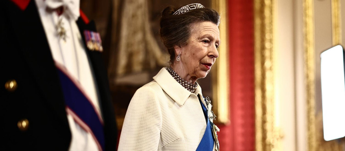 An a de Inglaterra en una cena de gala