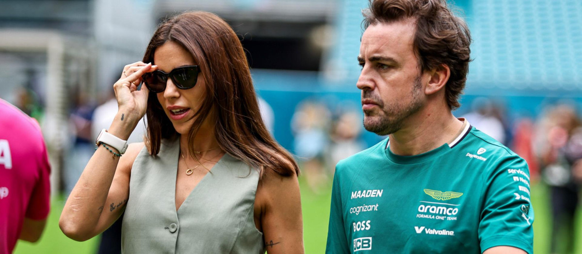 Fernando Alonso con su pareja Melissa Jiménez