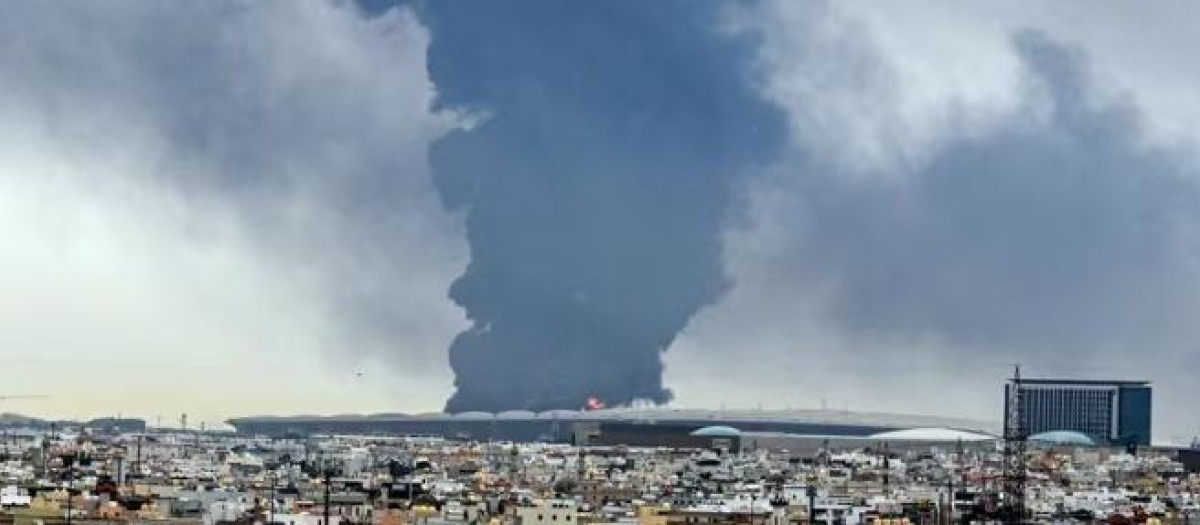Depósito de combustible en el aeropuerto de Kuwait