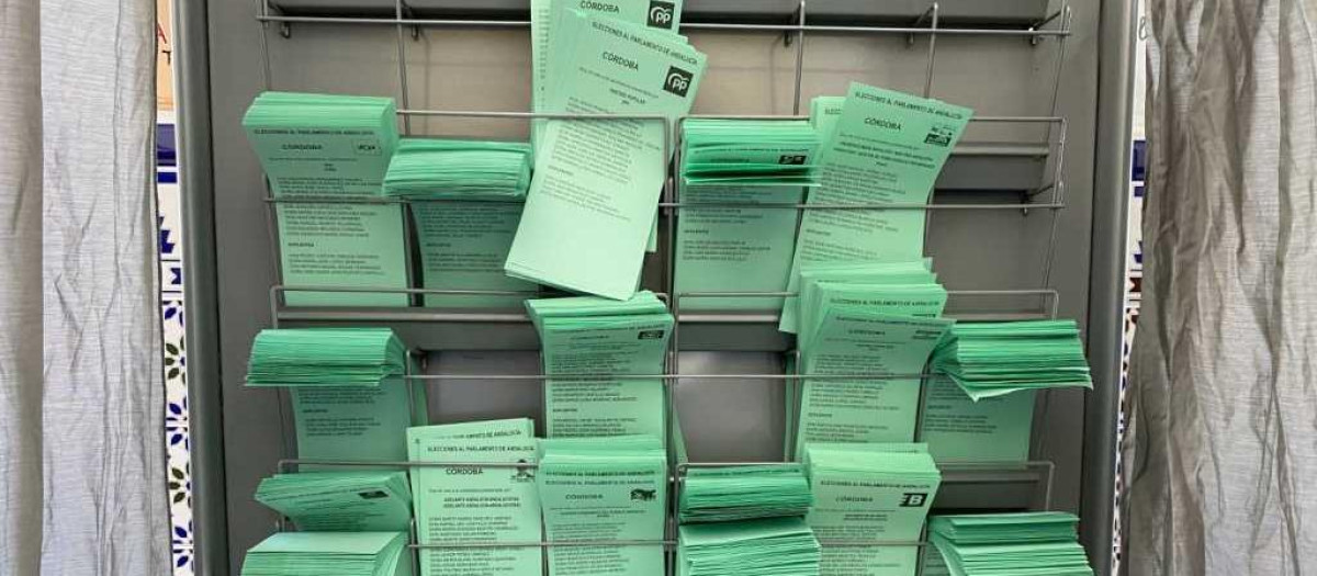 Papeletas de las pasadas elecciones andaluzas