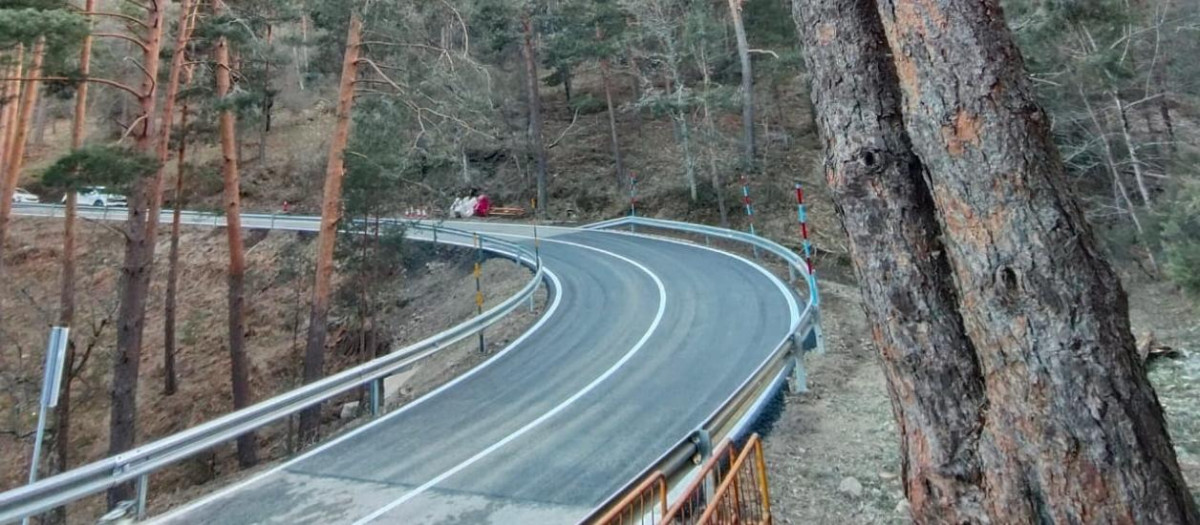 Reabre la M-604 entre Rascafría y Navacerrada

REMITIDA / HANDOUT por COMUNIDAD DE MADRID
Fotografía remitida a medios de comunicación exclusivamente para ilustrar la noticia a la que hace referencia la imagen, y citando la procedencia de la imagen en la firma
27/3/2026