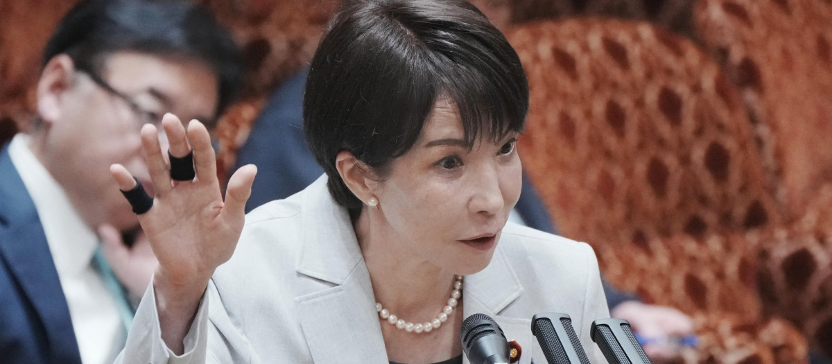Sanae Takaichi en una sesión plenaria en el Parlamento Japonés
