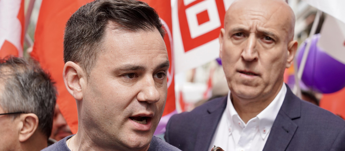 El secretario provincial del PSOE de León, Javier Alfonso Cendón, y el alcalde leonés, José Antonio Díez