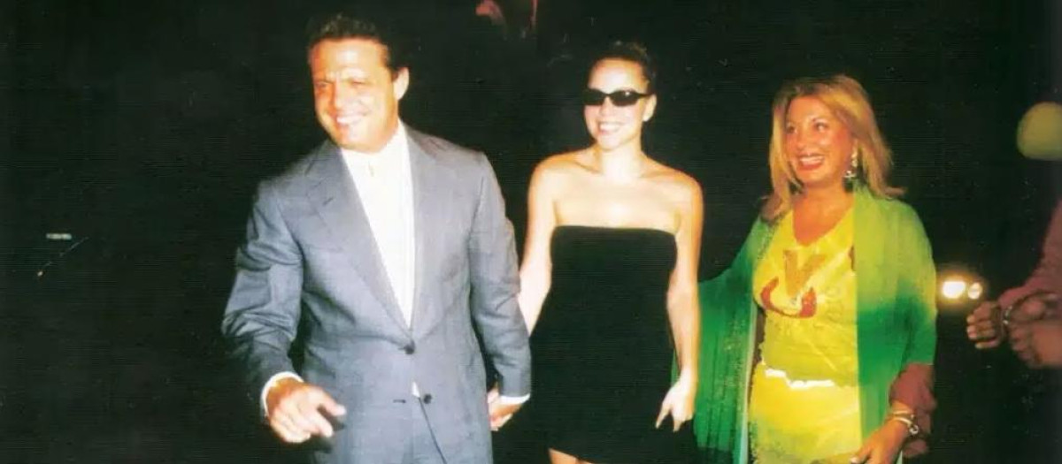 El cantante Luis Miguel junto con Olivia Valere en su discoteca