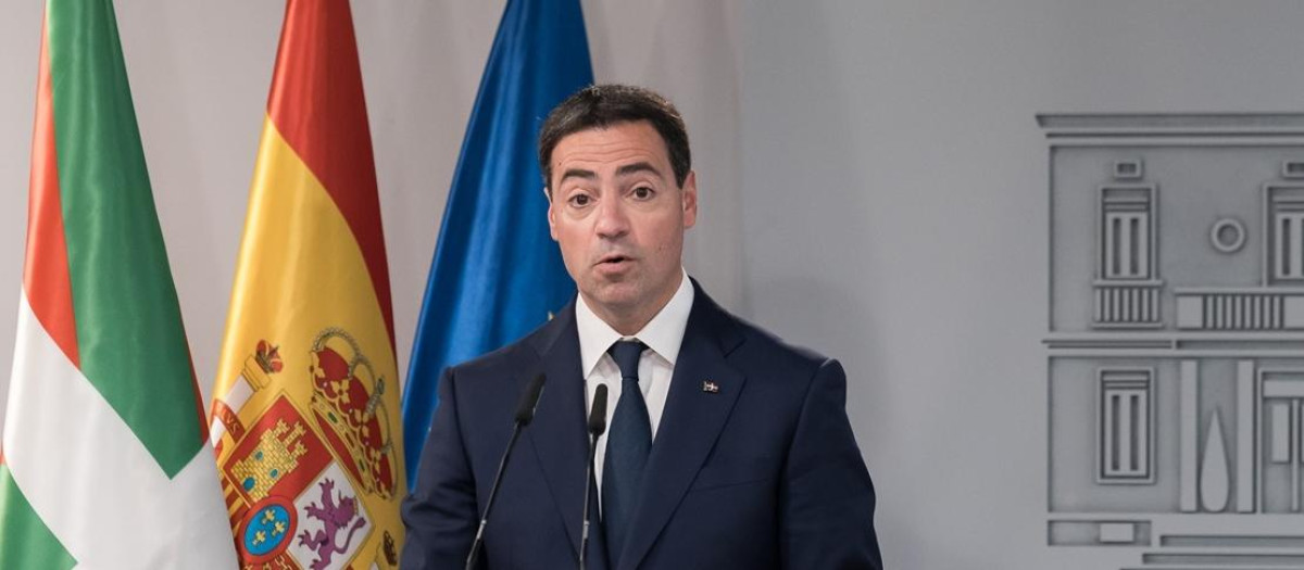 El lehendakari, Imanol Pradales, durante una rueda de prensa, en el Palacio de la Moncloa, a 27 de marzo de 2026, en Madrid (España). El jefe del Ejecutivo preside junto al lehendakari, la Comisión Bilateral de Cooperación Administración del Estado- Comunidad Autónoma del País Vasco.

Diego Radamés / Europa Press
27/3/2026