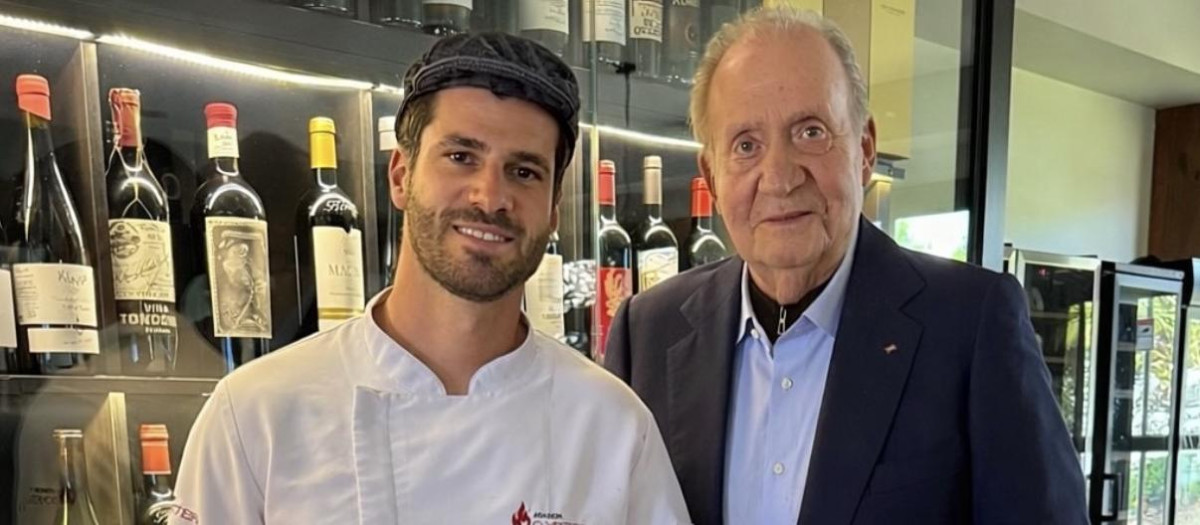 El Rey Juan Carlos con Luis Rodríguez en el asador O Xesteira