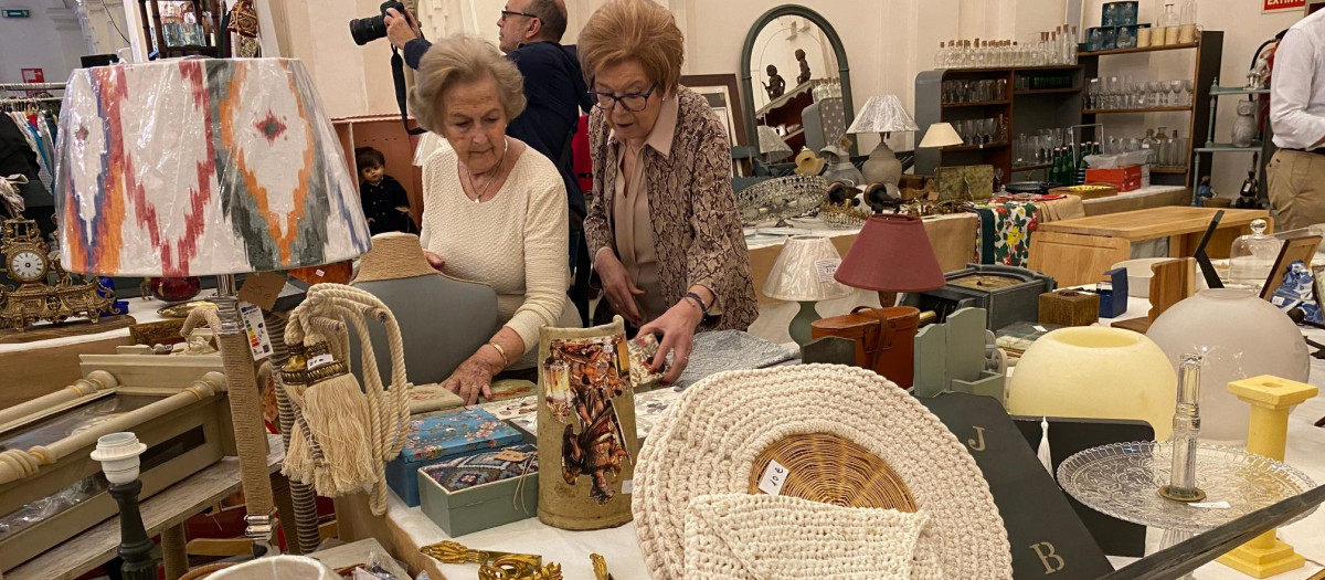 Baratillo de Adevida en el Oratorio de San Felipe Neri (Córdoba)