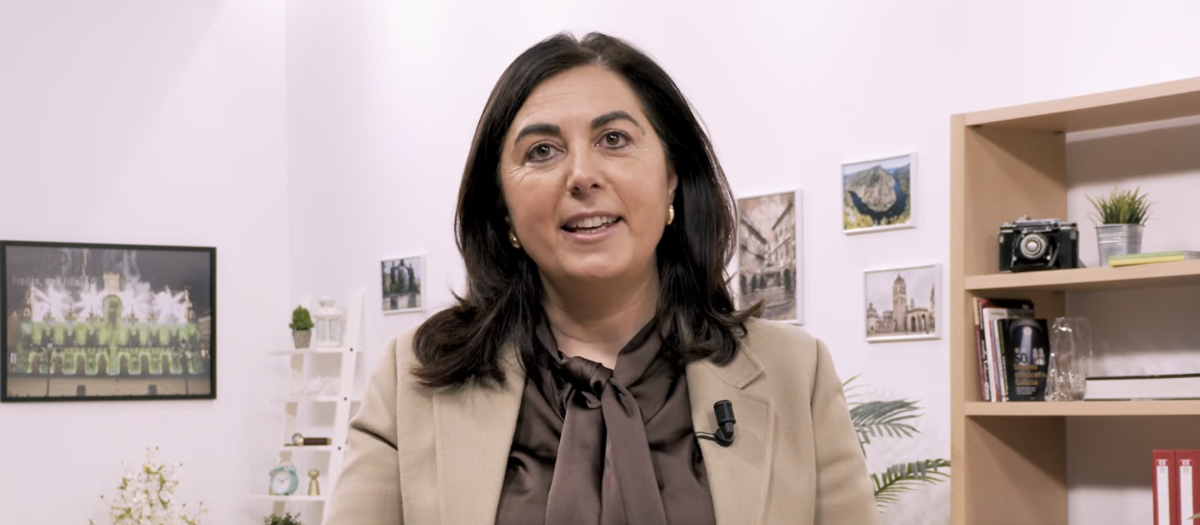 La popular Elena Candia