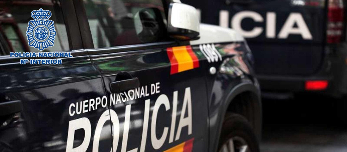 (Foto de ARCHIVO)
Coche de Policía Nacional

REMITIDA / HANDOUT por POLICÍA NACIONAL
Fotografía remitida a medios de comunicación exclusivamente para ilustrar la noticia a la que hace referencia la imagen, y citando la procedencia de la imagen en la firma
17/5/2023
