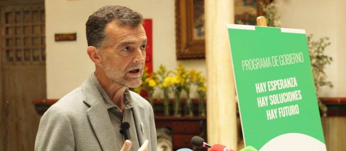 El candidato de Por Andalucía a la Presidencia de la Junta, Antonio Maíllo, presenta el programa electoral de la coalición