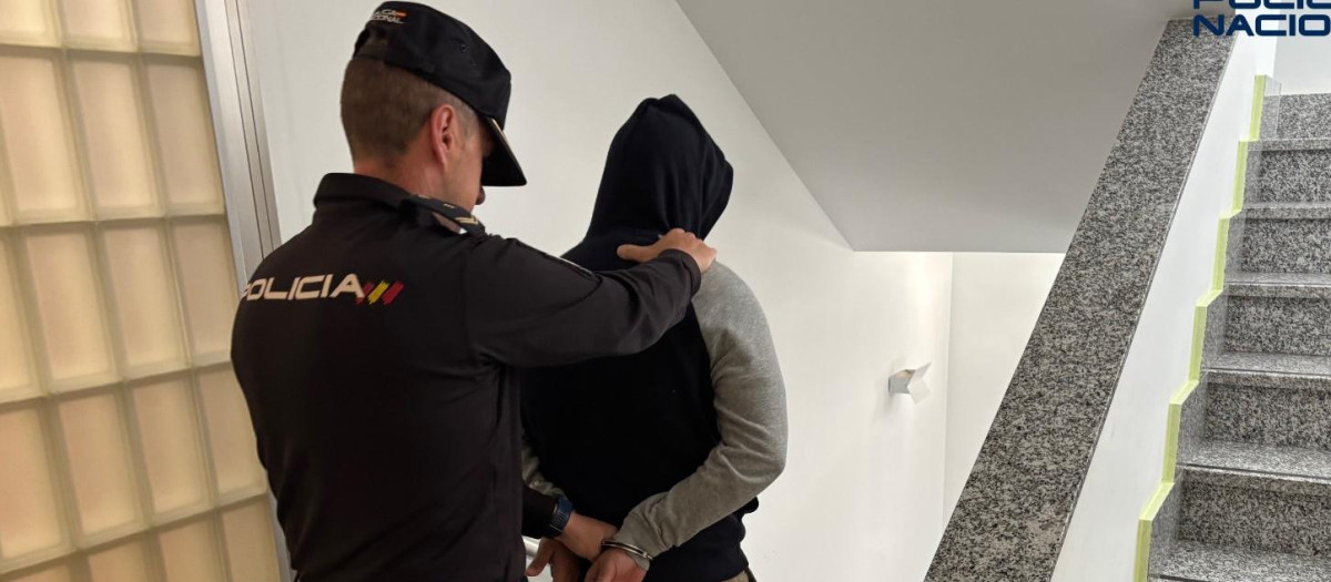 Momento de la detención del delincuente en la localidad de Béjar, Salamanca