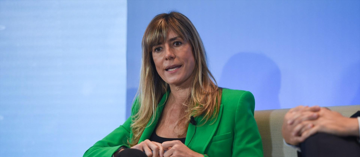 (Foto de ARCHIVO)
La directora de la cátedra extraordinaria de Transformación Social Competitiva de la UCM y responsable del grupo de Transformación Social en Women Action Sustainability (WAS), Begoña Gómez, participa en la tercera jornada de las Jornadas de Sostenibilidad de Grupo Red Eléctrica sobre Aspectos Sociales en el Museo Reina Sofía, a 22 de octubre de 2021, en Madrid, (España). Con las Jornadas de Sostenibilidad 2021, desde el Grupo Red Eléctrica, quieren impulsar la acción desde una visión conjunta, compartida y en alianza, reflexionando de forma colectiva en un foro de debate que contribuya a crear un futuro sostenible.

Gustavo Valiente / Europa Press
22 OCTUBRE 2021;JORNADAS SOSTENIBILIDAD;MADRID;GRUPO RED ELÉCTRICA;ASPECTOS SOCIALES;MUSEO REINA SOFÍA
22/10/2021