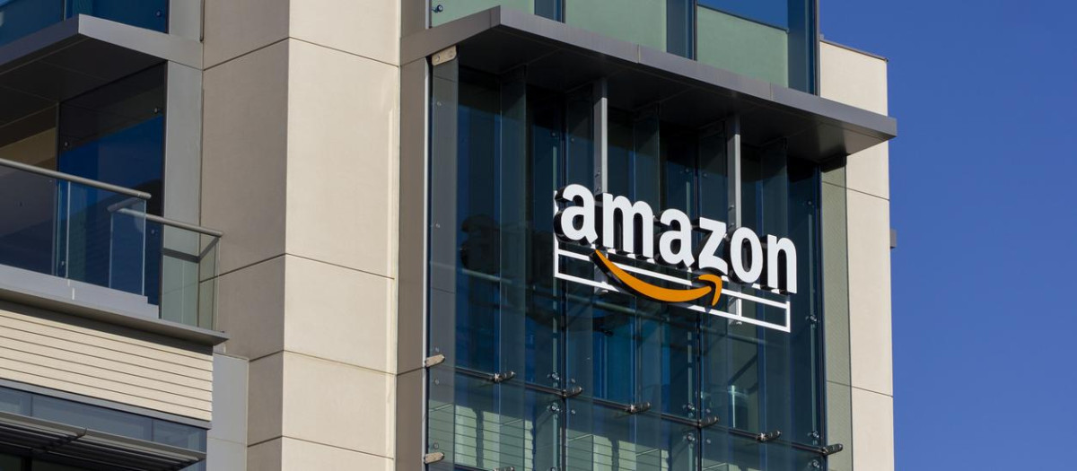 Palo Alto, CA, USA - Feb 18, 2020: The Amazon logo seen at Amazon campus in Palo Alto, California. The Palo Alto location hosts A9 Search, Amazon Web Services, and Amazon Game Studios teams.