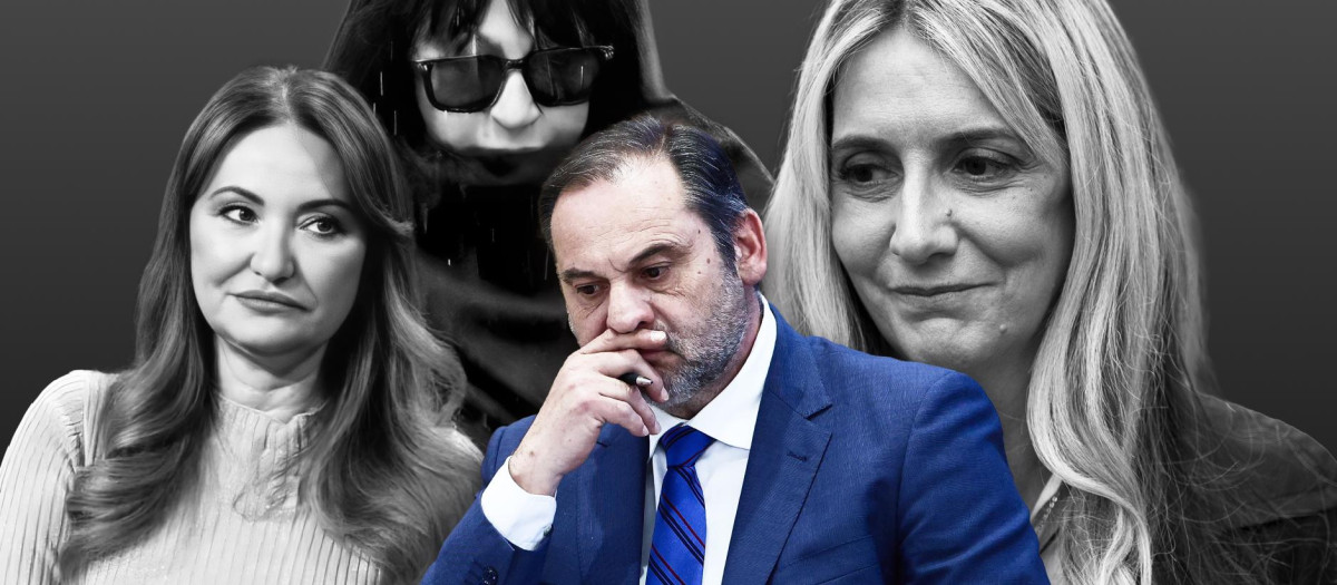 Carolina Perles, Jéssica Rodríguez y Claudia Montes con José Luis Ábalos