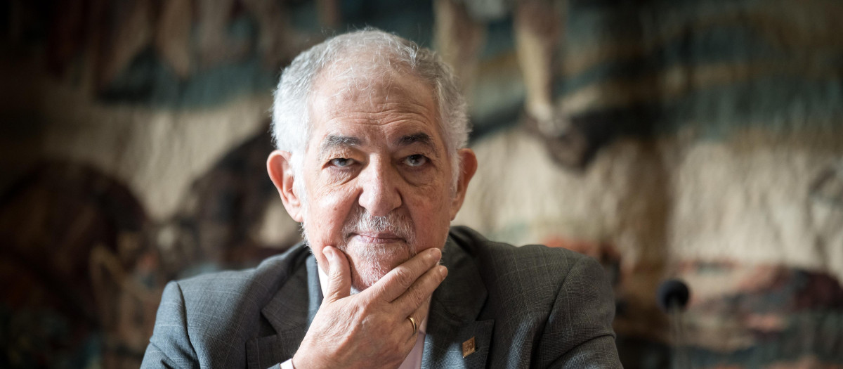 (Foto de ARCHIVO)
El presidente del Tribunal Constitucional, Cándido Conde-Pumpido, durante una jornada sobre la Constitución española, en el Centro de Estudios Políticos y Constitucionales (CEPC), a 16 de febrero de 2026, en Madrid (España). La jornada ha sido organizada por el Centro de Estudios Políticos y Constitucionales bajo el título ‘La Constitución española de 1978. Estabilidad, longevidad y continuidad constitucional. Logros y retos pendientes’.

Diego Radamés / Europa Press
16/2/2026