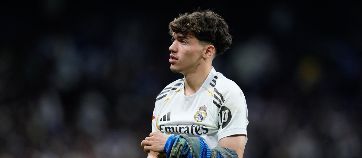 Thiago Pitarch, en un partido con el primer equipo del Real Madrid