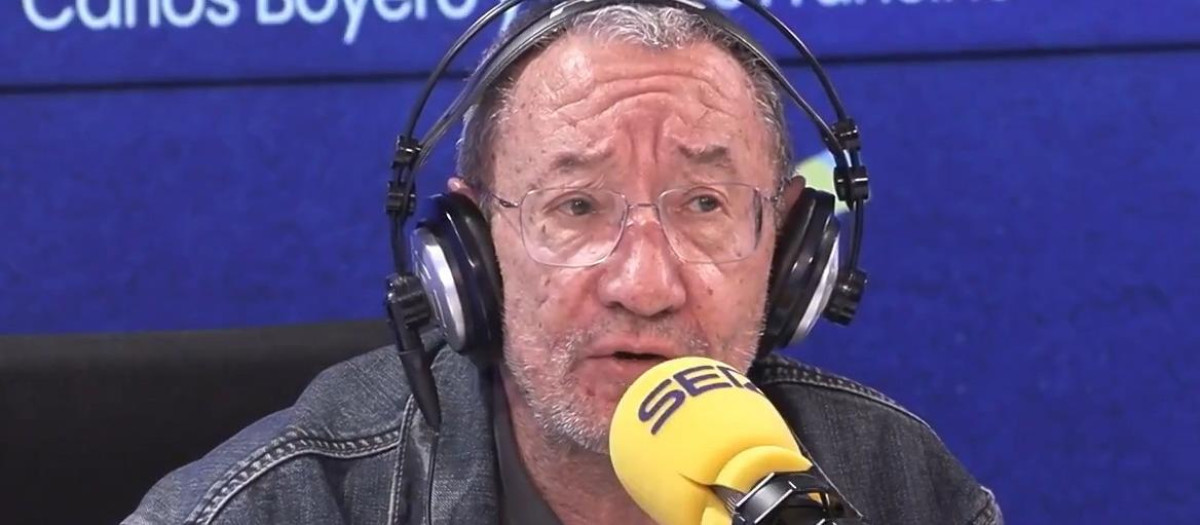 Carlos Boyero, en el programa La Ventana