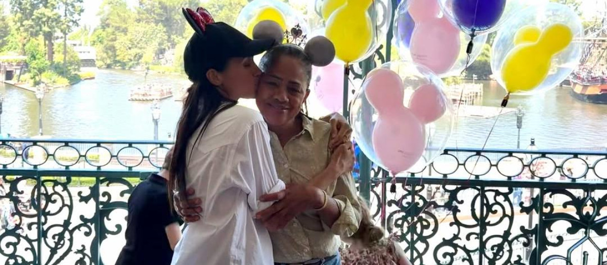 Meghan y su madre con sus hijos