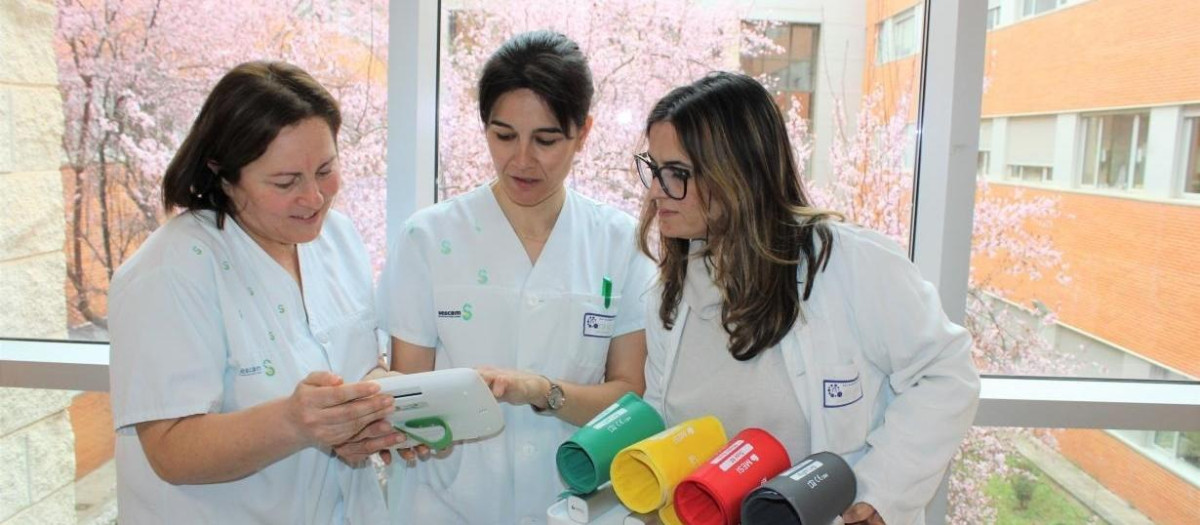 (Foto de ARCHIVO)
La responsable de la Unidad de Heridas Complejas, Sonia Villajos; la supervisora de Asistencia y Calidad, Antonia González, y la enfermera de la Ucapi, Antonia González, han recibido formación específica en el manejo del dispositivo.

REMITIDA / HANDOUT por JCCM
Fotografía remitida a medios de comunicación exclusivamente para ilustrar la noticia a la que hace referencia la imagen, y citando la procedencia de la imagen en la firma
15/3/2026
