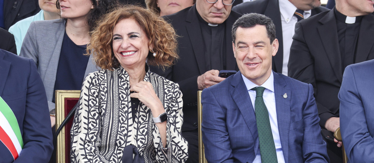 Maria Jesus Montero y José Manuel Moreno Bonilla