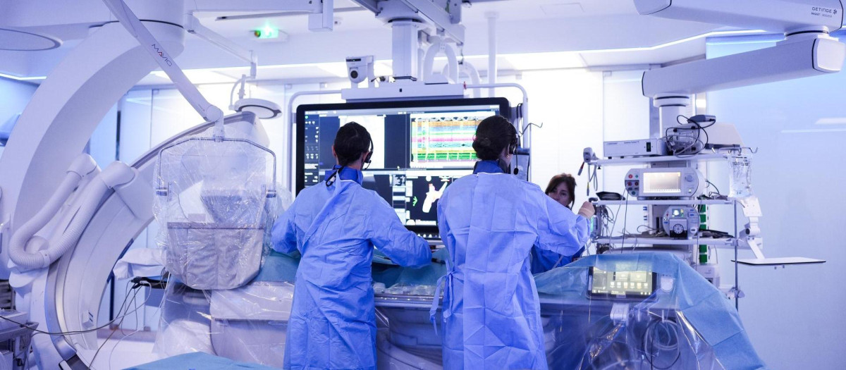 La Comunidad de Madrid reduce todas sus listas de espera sanitarias, cerca de tres veces por debajo de la media nacional en intervenciones quirúrgicas