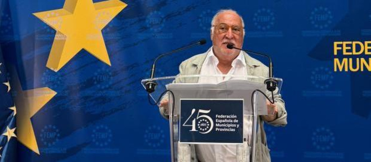 El director general de Tráfico en una aparición del pasado verano