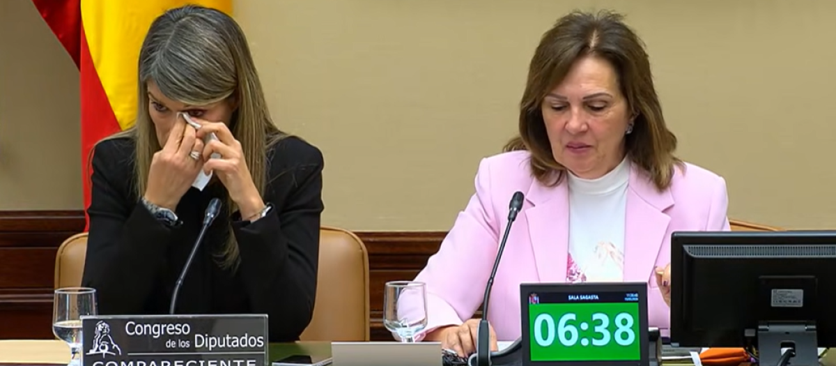 Imagen de Maribel Vilaplana llorando en la comisión de investigación sobre la dana de Valencia en el Congreso de los Diputados
