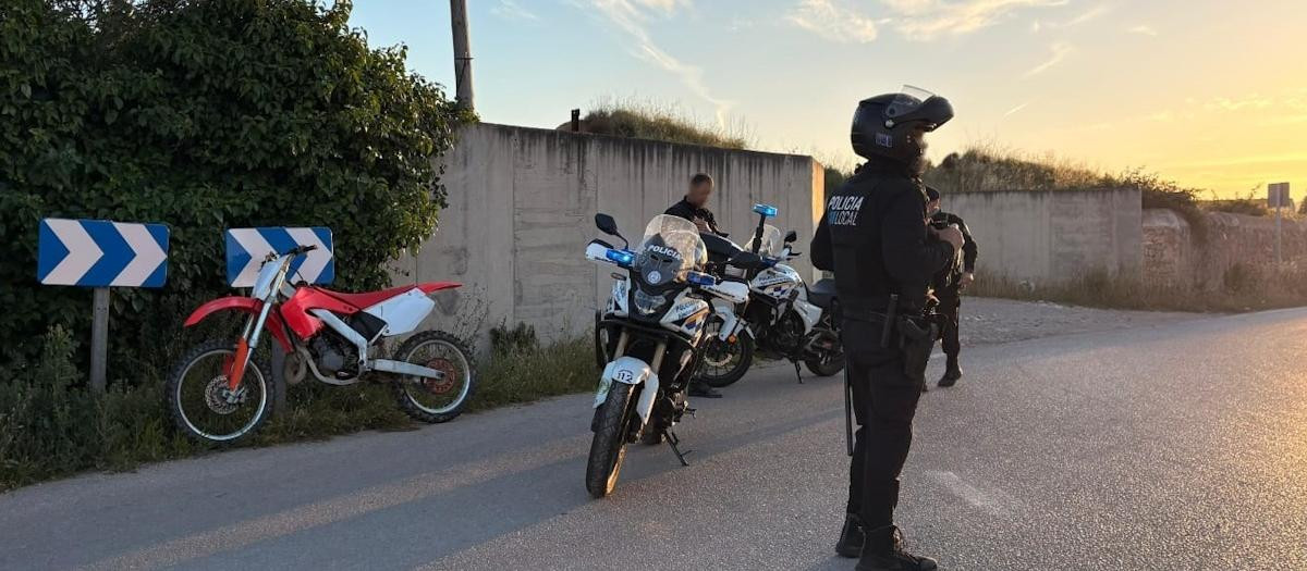 Un agente de la Policía Local de Palma.

REMITIDA / HANDOUT por POLICÍA LOCAL DE PALMA
Fotografía remitida a medios de comunicación exclusivamente para ilustrar la noticia a la que hace referencia la imagen, y citando la procedencia de la imagen en la firma
19/5/2026