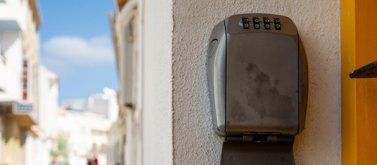 Candado de un piso turístico