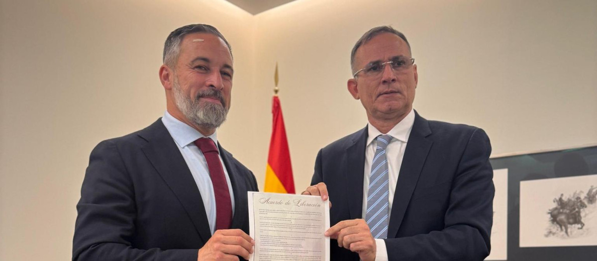 Santiago Abascal con José Daniel Ferrer, expreso político cubano, en la sede de Disenso