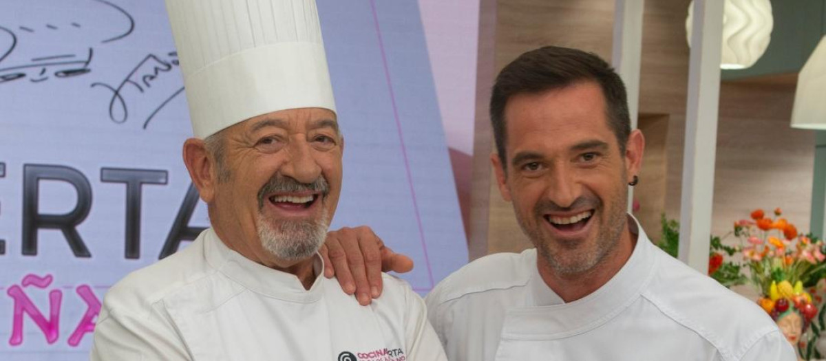 Karlos Arguiñano y su hijo Joseba Arguiñano en el programa 'Cocina abierta’