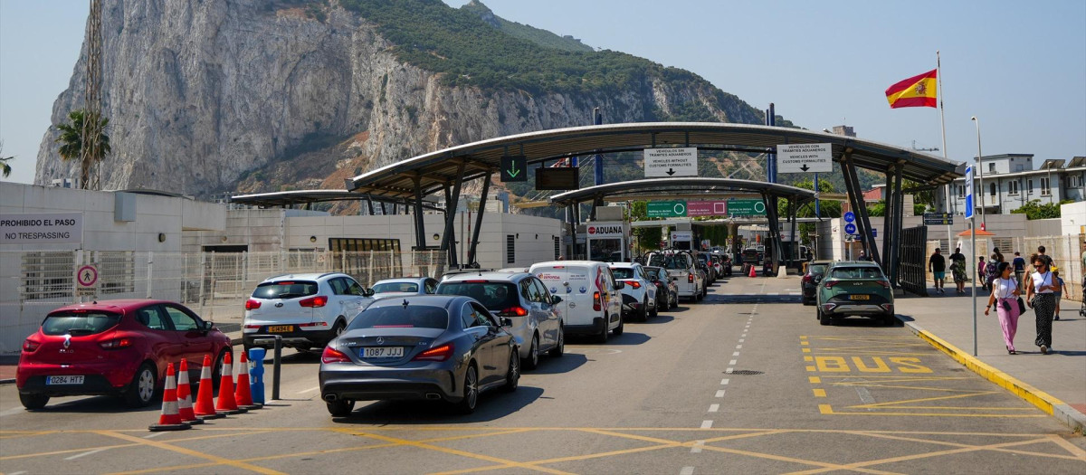 Frontera entre España y Gibraltar.
