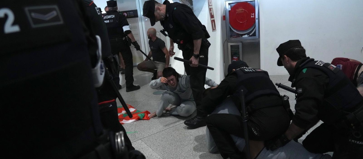 Incidentes a la llegada de miembros de la flotilla en el aeropuerto

H. BILBAO - EUROPA PRESS
23/5/2026