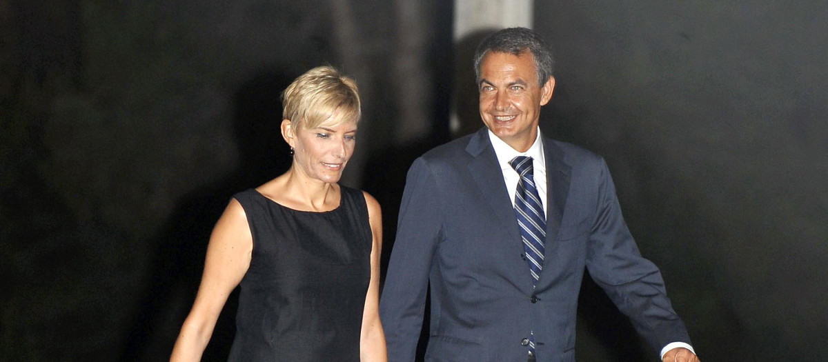 José LUis Rodríguez Zapatero y su mujer en 2009