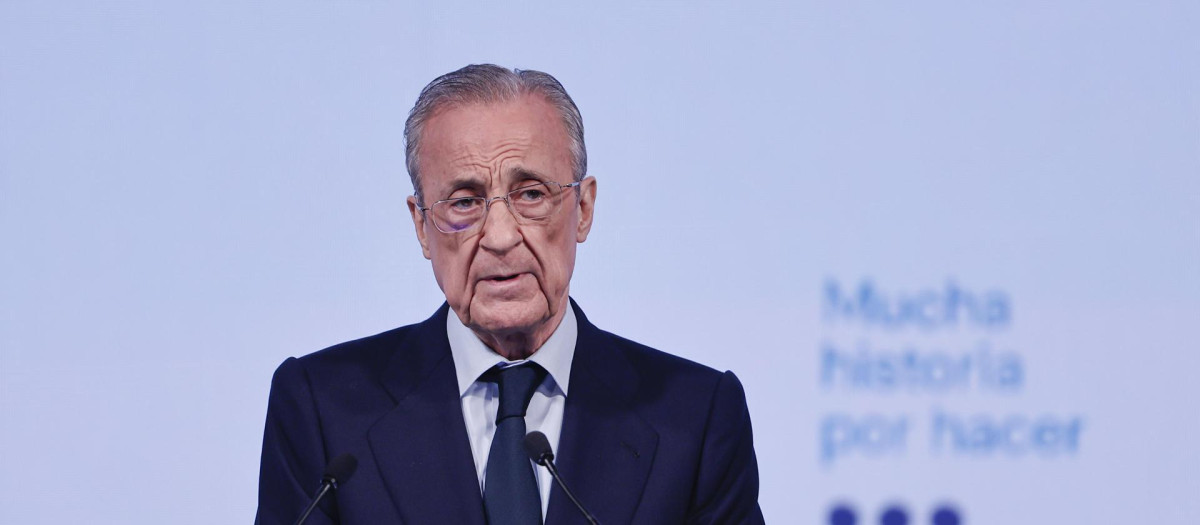 El presidente del Real Madrid, Florentino Pérez, interviene durante la presentación de su candidatura a las elecciones del club