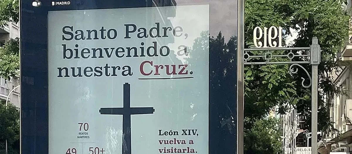 Uno de los carteles colocados por Hazte Oír
