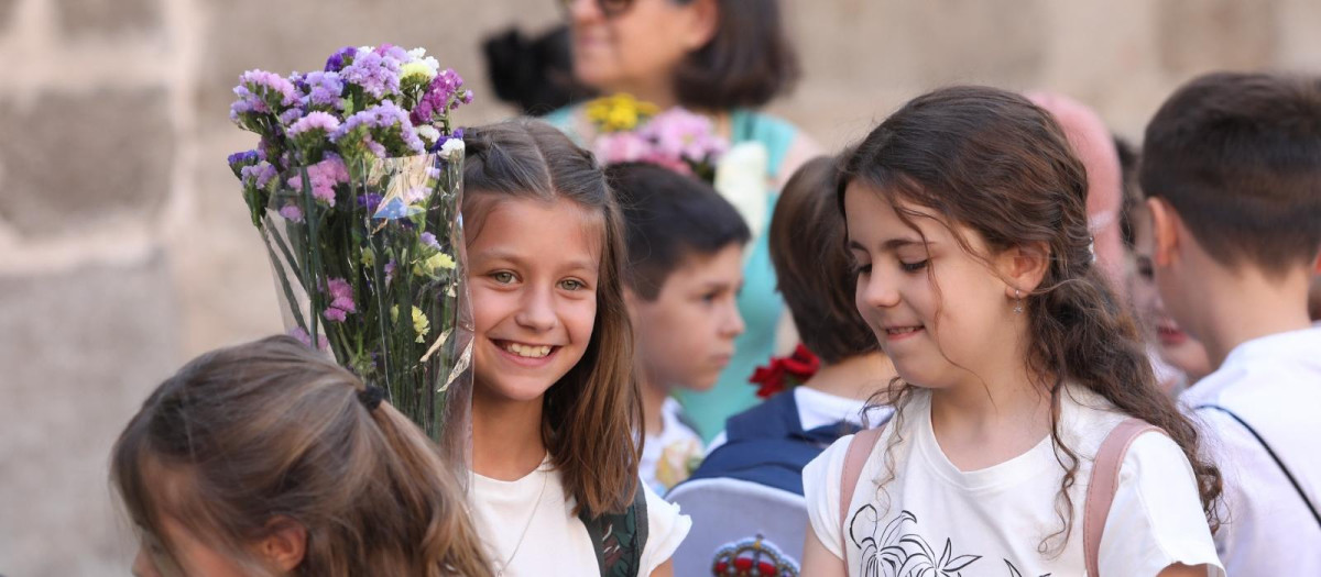 Ofrenda floral por el Corpus Christi en Toledo