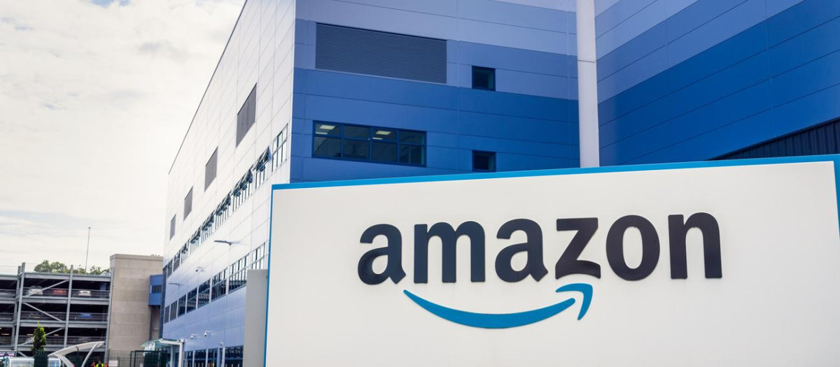 Milton Keynes, UK - A large Amazon filfilment warehouse near the M1 Motorway outside Milton Keynes.
