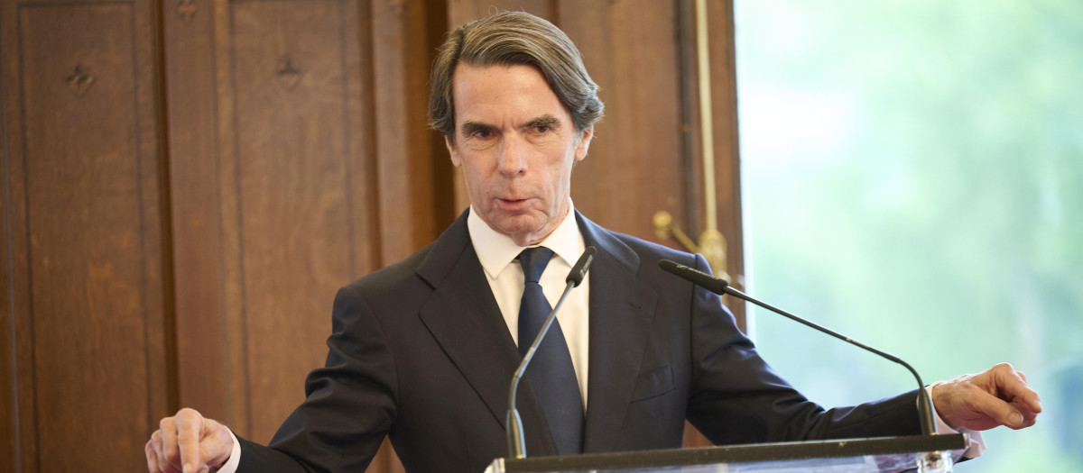 El expresidente José María Aznar en la Sociedad Bilbaína