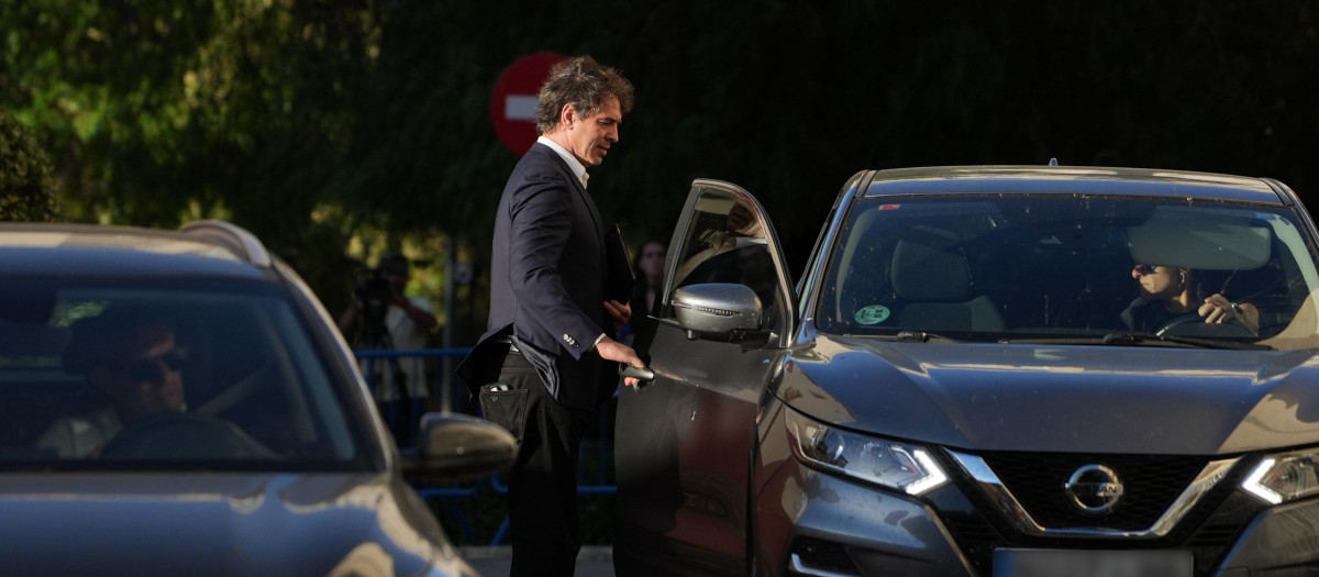 David Sánchez saliendo de la Audiencia de Badajoz