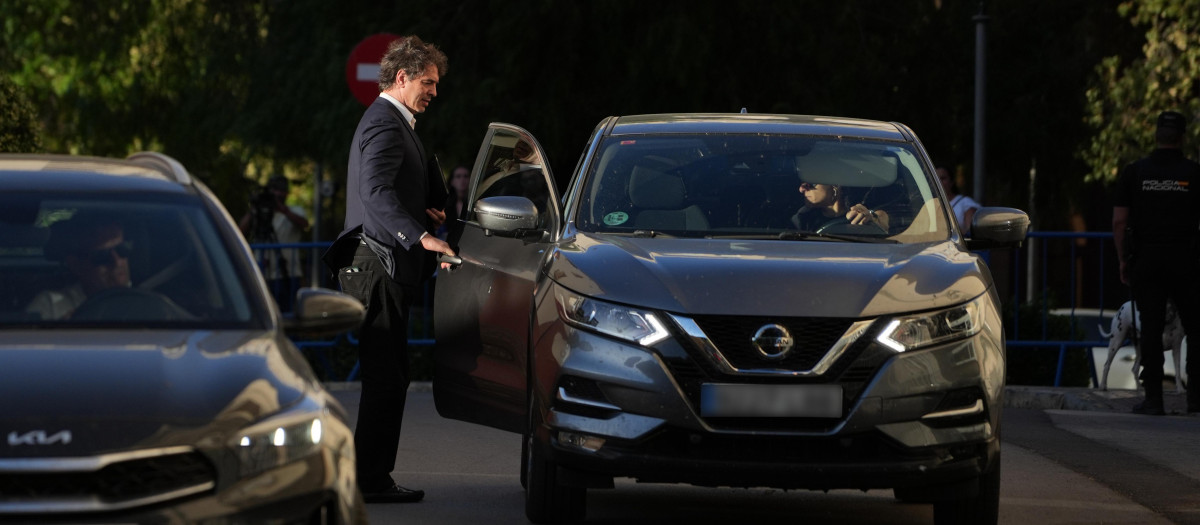 David Sánchez saliendo de la Audiencia de Badajoz