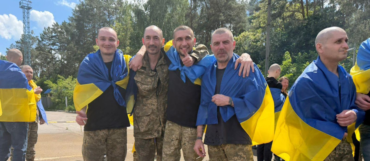 Imagen de los últimos prisioneros ucranianos liberados por Rusia