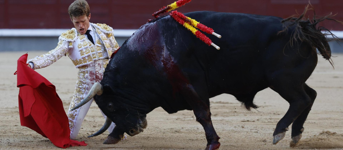 Borja Jiménez, este domingo en Las Ventas, durante la corrida In Memoriam de Ignacio Sánchez Mejías