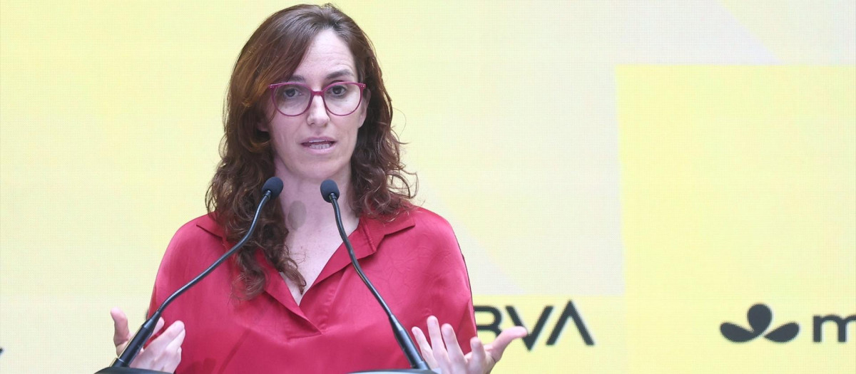 La ministra de Sanidad, Mónica García