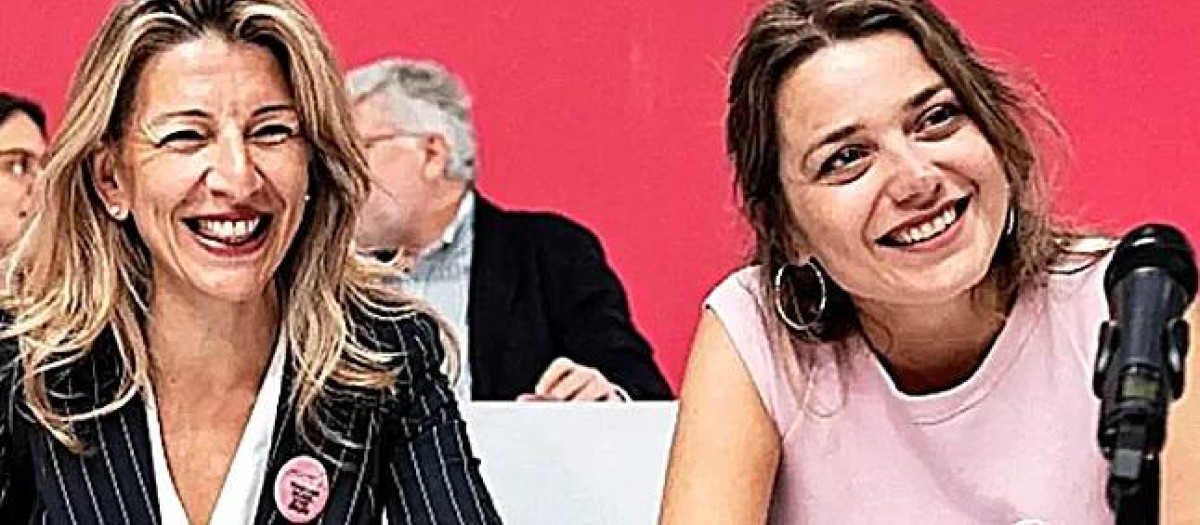 Laura Moreno junto a Yolanda Díaz en una imagen de archivo