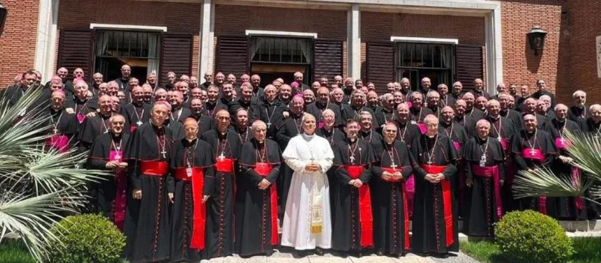 El Papa León XIV con los obispos españoles.